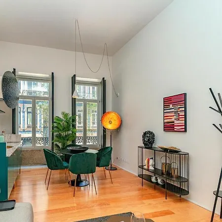 Apartment Fancy In Iconic Street Full Of Historic Porto