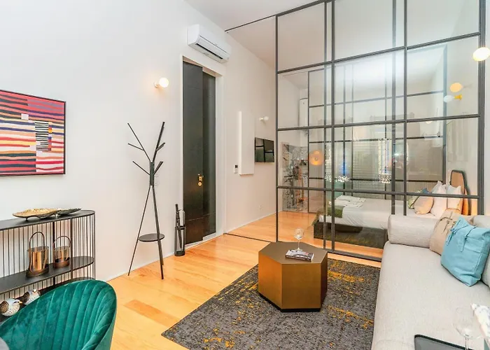 شقة Fancy In Iconic Street Full Of Historic بورتو